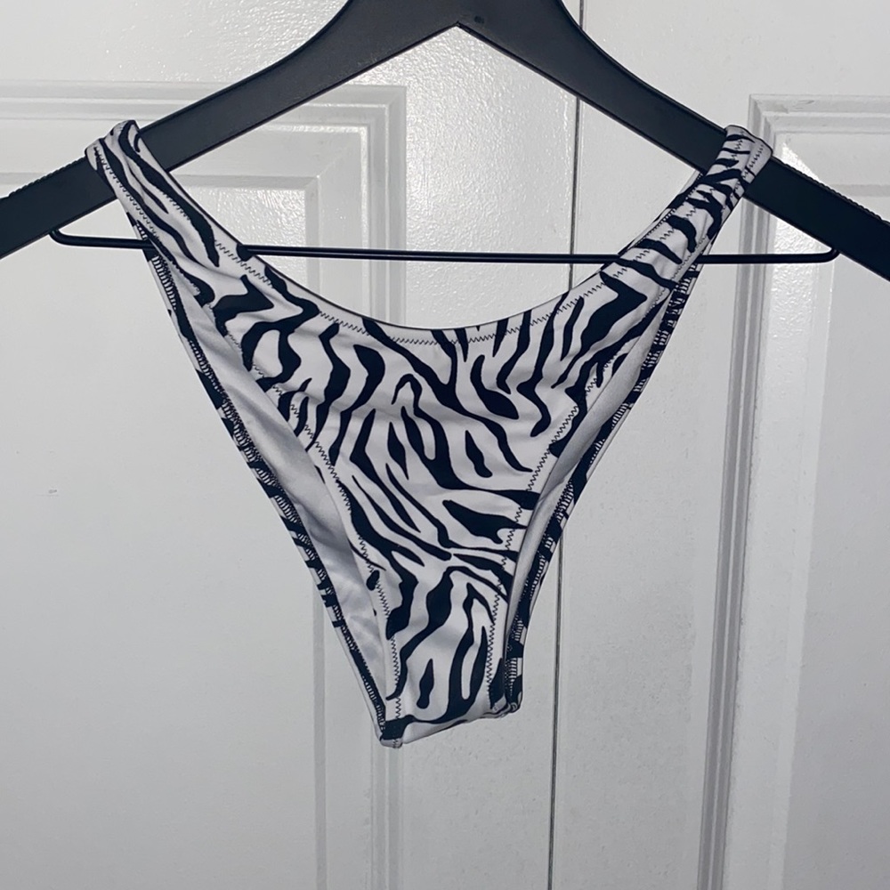 VS zebra swim bottoms
